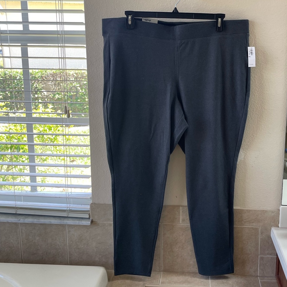 Old Navy Black Sweatpants with Comfortable Fit